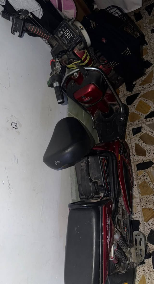 بي عطل بس الملف


**إذا كنت صاحب هذا الإعلان وتريد حذفه لأي سبب، رجاءا أرسل رسالة إلى الدعم الفني**
