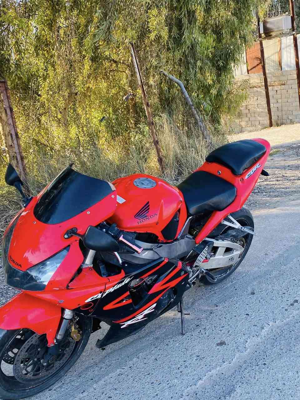 سلام عليكم دفل 954 طاك بيه كور بس الله شاهد دراجه خير من الله  وتخبل  ونصبته حلوه وكلشي شغال بيه بس طك بيه كور وطفت وبعد مــا صالحته بيعلك كوم حديد بس بليرضه بي الله لا تكسر بيه ‭٠٧٧١ ٦٧٩ ٨٥٠٧‬
