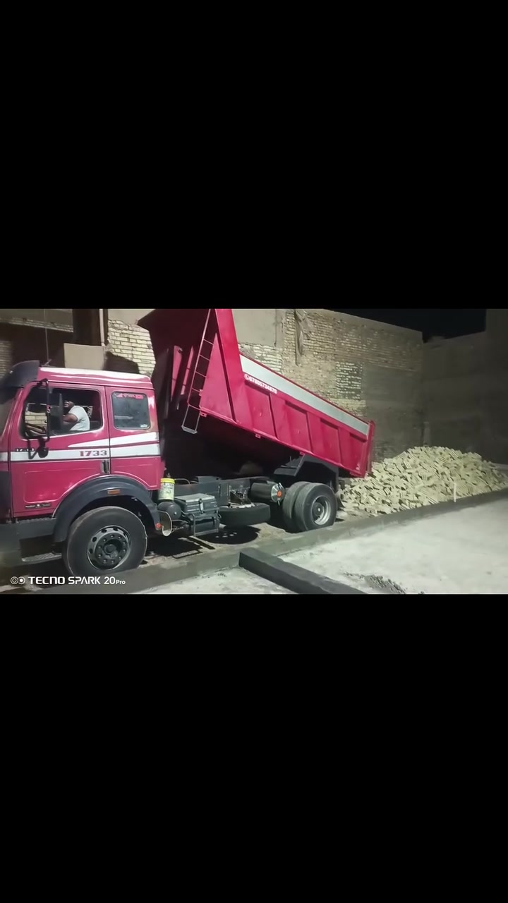 سلام عليكم البي كرواتي فرنسيه ومحنيه مضروبه باج بطن مطوله مديل 90رقم واسط بل سنويه راس وبيها كتاب قلاب سنويه صاقطه بل22 مكينه 8 دبل سوبر سوده كير كهربائي سبرنك ابو لربعه مال اقجم تخم تاير صار سبوع شاده بريك.قبل  15يوم فاتحه كله جديد سياره تاخذها ربع ما تصرف عليه كبل لشقل مكينه جديده صار شهرين من مجفتها مكان سياره بغداد تقاطع درويش ***********
