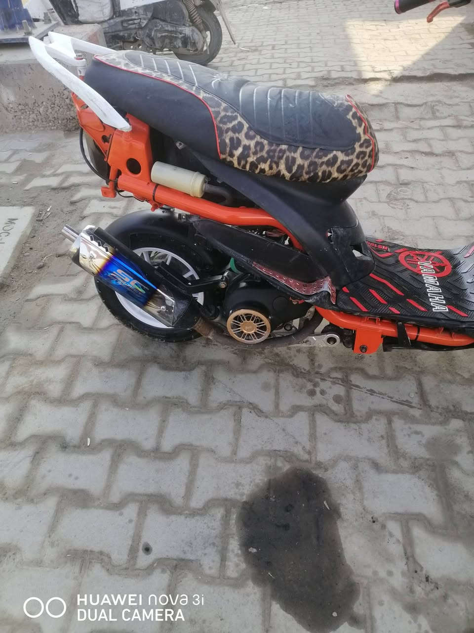 اسلام عليكم دراجه للبيع بوشه55 و كابريتر قفاز دراجه تعمير السعر 500 وبيه. مجال قليل مكان الديوانيه خااص مفتوح ***********
