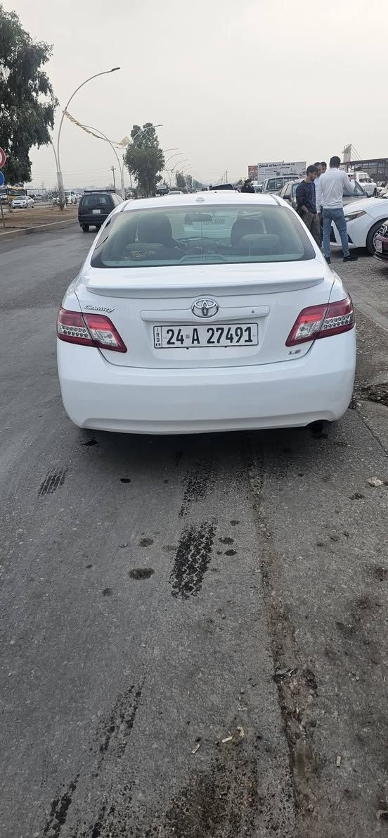 السلام عليكم
كامري ٢٠١١ بدون صبغ فقط بارد مكانتين 
سنويه جديده بأسمي 
مكينه شرط كير شرط مكينه فقط مفتوح قبق كاسكيت 
 عنوان سياره معارض دهوك 
*********** واتس 
السعر 128 $
