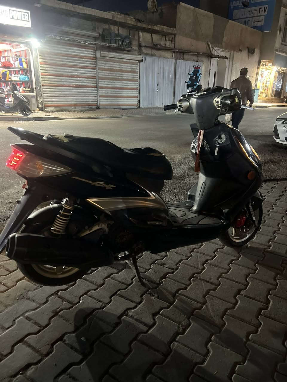 سلام عليكم  سكنس فحل نوزل بكلايت لد دراجه كفالة عامه مكينه متسمع صوتها معروضه 950وبيها مجال مكاني بغداد الاعضمية ***********
