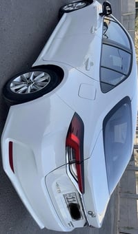 كورلا هايبرد • ٢٫٥ • زيرو