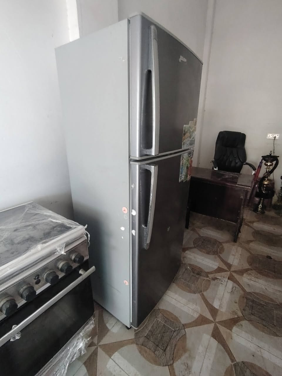 *********** ابو مراد الجواري واتساب 
*********** ابو رائد الجواري واتساب 
ثلاجه للبيع ثلاجه درجه اولى نوعيه اوكيا ثلاجه شرط نظافه فول نظافه 100% سعر 350 وبي مجال شرط مع ضمان اسبوع شرط وضع شركه عنوان موصل حي الانتصار شارع 60 معرض ابو رائد الطائي
