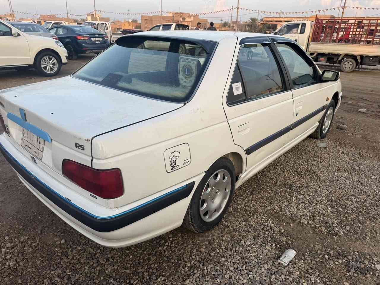 سلام عليكم بيجو بارص ١٣ مكينه و كير وحديه و تبريد وتخم تاير كله جديد ٤٧ وبه مجال واسط الصويرة ***********
