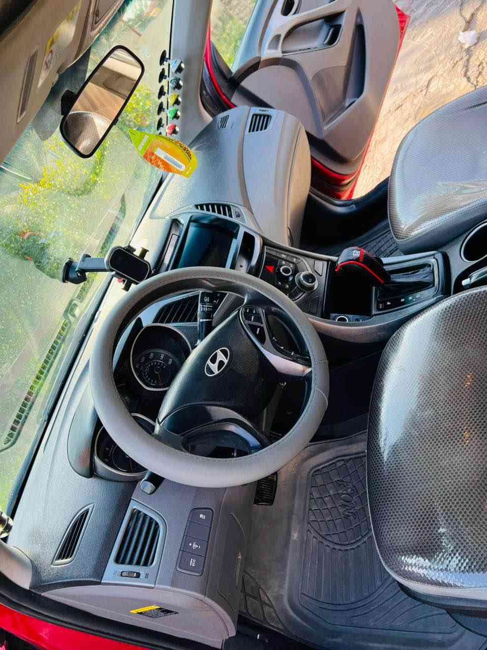 للبيع  مستعجل 109 قفل الانتره 2016 بدون ضرر قوي بسمي السياره جهازه ومامتعوبه دوشمه فوك جوه الكاظميه تخم تاير باتري ويل جديد حداديه زيرو تحكم 4 جهات شاشه اشاير مري داخل لونين كشاف بلاد تبريد منضومه جديده منضومه زنون ماشيه 140
مكاني بابل 
السعر من الاخيرر 109 قفل 
*********** حلة, بابل
