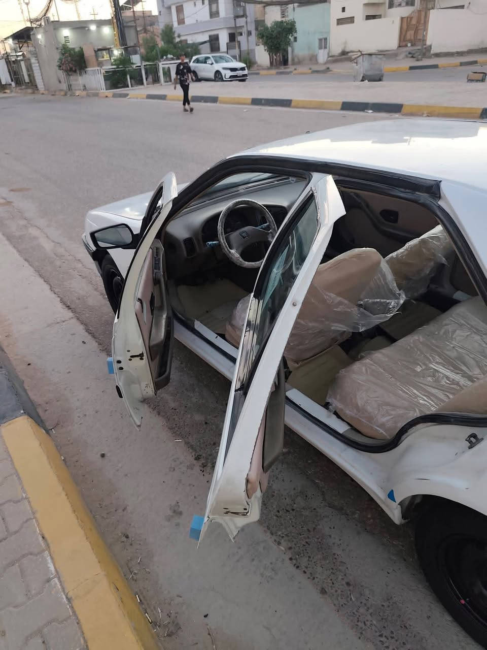 السلام عليكم
بيجو 405 مديل 2009
سياره جاهزه من كلشي 
كير مكينه تخم تاير حداديه 
بيه ضربه بالجاملغ الخلفي بدون معجون
مكاني النجف قضاء المشخاب 
***********
السعر 33 وبيه مجال
راعيه يريد مداور
