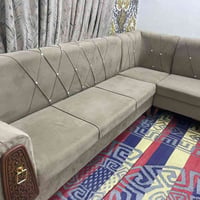 ديوان 10 مقاعد بدون ضرر ب156 قفله 07777635510