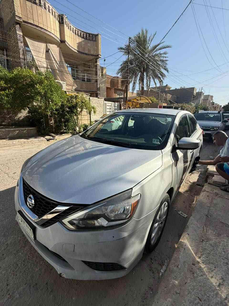سنترا 2019امريكي مواصفات sv 
ضرره جاملغ صفحه السايق 
وبيهه طخات موضحه بالصور 
التبريد بي ضعف ماشيه 103الف حقيقي
رقم بغداد بأسمي 
مواصفات معروفة سيارة نظيفة 
وكير ومكينه خير من الله
مكاني بغداد عارضها 95وبيها مجال بسيط
*********** بغداد, العراق
