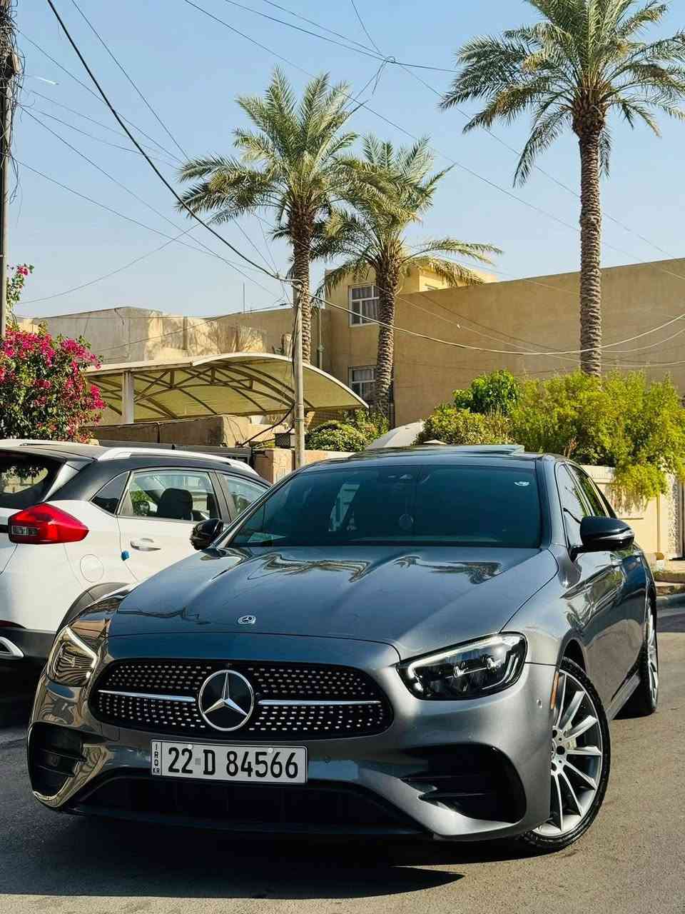 مارسيدس بنز MERcedes E350 2022
مغلفه حاليا افلام حماية Ppf-Maat يم مركز Nvn 
بيه كتاب تضليل السيارة ⚫️

وارد امريكي حادث جاملغ امامي وخلفي (كلش بسيط)
 بدون دواخل بدون ايرباك نهائيآ 💯☑️

المواصفات 1/1 فول الفول الاخير 

فتحه 
بصمه 
بصمه ابواب 
جنطه كهرباء 
بدي AMG اصل بلاد
سستم صوت برومستر 
داخل 64 لون 
رادار امامي 
نقاط عمياء 
شاحن وايرليس 
تحذير تصادم 
كشن تدفئه 
شاشه متصله 
5 كامرات 
انظمه قياده 
ماشيه 90 الف 

بيها هوايه مواصفات معروفه بالمرسيدس فول الفول 
كير محرك كهربائيات مكفولات وع فحص 

السعر 33 الف 330 ورقه وبيه مجال للشراي 
العنوان الصليخ 600 قرب جسر الصليخ 
للتواصل والواتساب ***********

رابط الواتساب المباشر لصاحب سياره👇🏻 💯☑️
⁨ ⁨ ⁨ ⁨ ⁨ ‏https://wa.me/964***********
