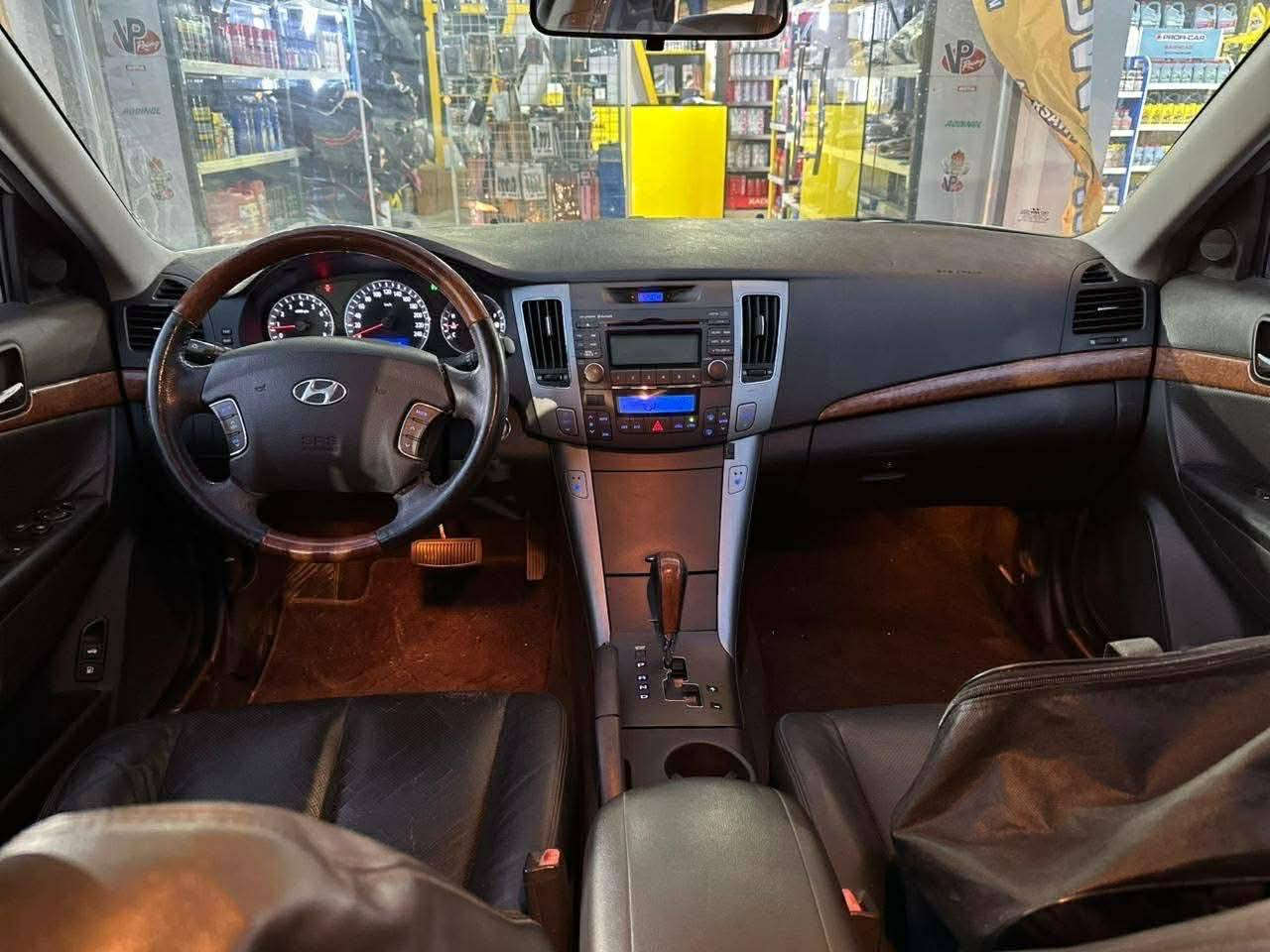 ادوات كصة جنطه لحيم باجات
دخووول جديد فووووووول شرط زيرو 
بانزيل اصل دوش ٤ سلندر المرغووب 
مري شفط واشاير حساسات خلفيه 
سوناتا مقدس ٢٠١٠ اصل بصمه 
جلد كشن كهربائي 
السعر  ٥١ وبي مجال
***********
