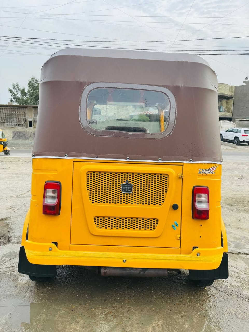 السلام عليكم تكتك 2022 للبيع رقم وسنويه انكليزي وسنويه باسمي مامتواجد بلفيس ***********
