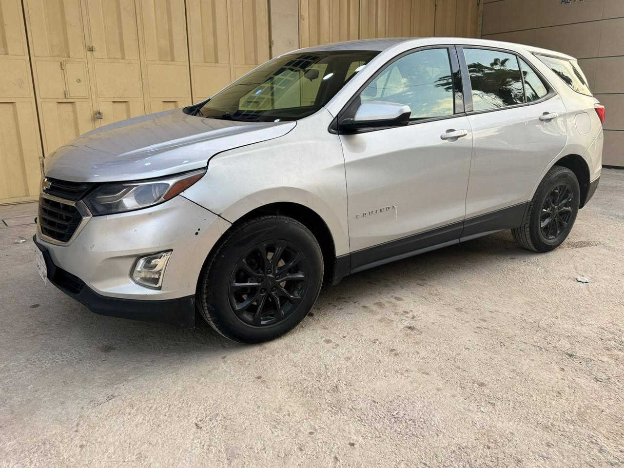 اكوينكس 2018 فول مواصفات ما عدا الفتحه بيها 5 قطع صبغ فقط و الباقي كفاله بدون دواخل رقم اربيل السعر ٩٧ بيها مجال قليل ***********
