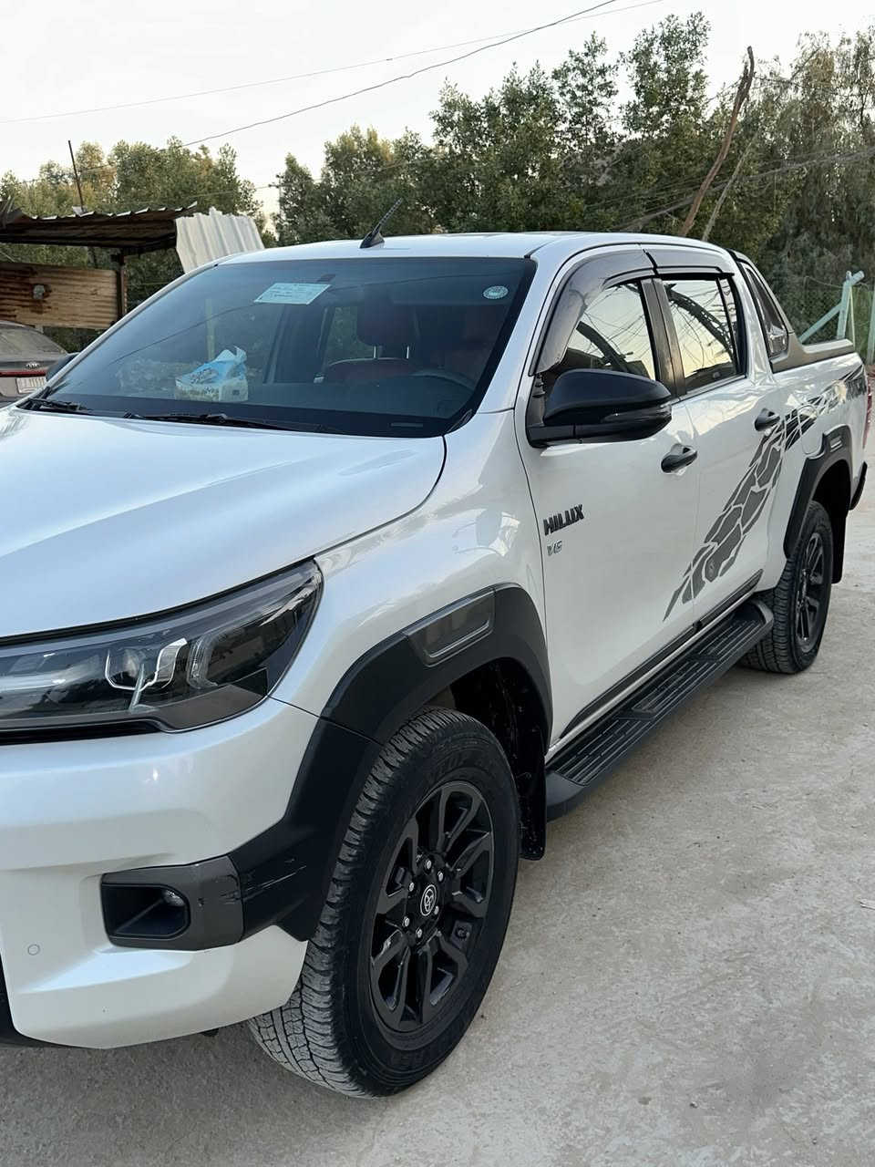 تويوتا2021  ستة سلندر V6ماشي 130الف
رقم أربيل 

ألون ابيض صدفي 

فـــول مواصفـــات  
النقطة العمية
بصمة تشغيل
بصمتين باب 
تحكم ستيرن
مثبت سرعة بالستيرن
شاحن لاسلكي ( وايرلس ) 
تحكم كهربائي للمرايا
لايت داخلي للبنيد 
تبريد قطعتين 
شاشة كبيرة 
حساس خلفي امامي
كاميرا خلفية
ويلكب  

العنوان الديوانية
***********
