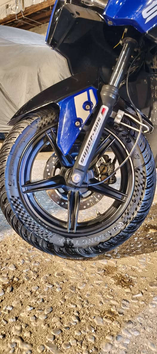 دراجة كويست متياز ياباني
محرك 155cc
كهربئيات كلهة شغاله 
برغي ما مفتوح بيهة 
كلجات كابريتر دبلات كله جديد 
مابيهة اي نقص سعر 575وبيهة مجال مكان حلة حي الجامعة قرب كلية طب الاسنان رقم *********** متواجد اي وقت
