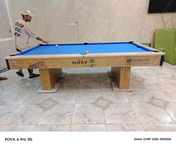 السلام عليكم ميز بليارد يلن كلش جديد ما بي ولا زلغ مرمر أسود استعمال جداً قليل مكاني بابل العلويه شريفه 
*********** منصوب كامل
