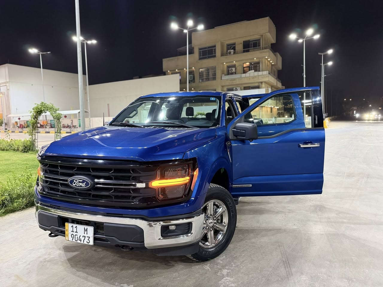 ‎للبيع فورد F150  2024 xlt
‎حساسات  خلفية وامامية
‎رادار 360درجه
‎كامرة 360 درجة
‎باب بدي فتح عل البصمة و الريمونت 
‎لايت  زنون شكل جديد 
‎شاشات عدد 2 ديجيتل حجم كبير فول مواصفات 
‎قيادة ذاتيه و تحديد مسار واتو ستوب توقف ذاتي
داخل مخمل

‎فتحة جام خلفية للبدي 
‎منافذ كهربائية داخل السيارة 
‎ ورمز دخول ابواب 
‎كير تعليك 
كشن السايق كهرباء  مري  كهربائي و اشاره 
‎ و رمز سري
‎انارة محيطية 360 درجة 
‎منافذ كهرباء 220 فولت و كذلك 110 فولت بكل مكان بالسيارة  
‎وضعيات القيادة اكثر من 7 انظمة ( جبلي و صحراوي و اقتصادي و طبيعي و سبورت و سلس و صخري و ممطر الخ...)
‎محرك 3500 تون تيربو كير 10 نمر ، 4 ويل
للاستفسار المراسلة او اتصال
***********
