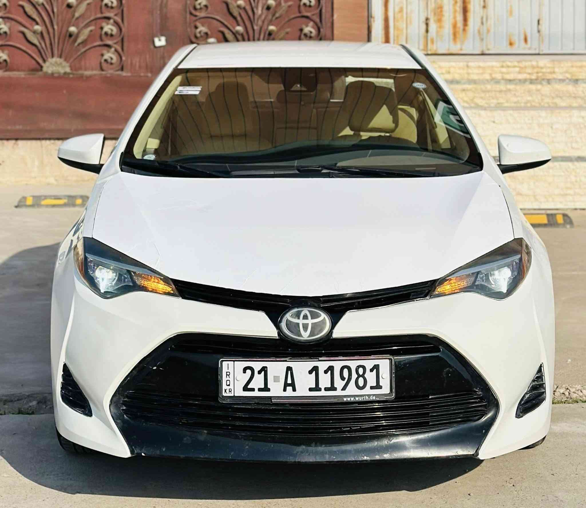 للبيع كورلا LE
السعر 139 بي مجال بسيط
***********
موديل 2018 
بجم كبس
الون ابيض 
داخل اصفر 
تحكم ستيرن 
تثبيت سرعه 
كاميرا خلفي 
تايرات جديد
حجر بلادي 
رادار بلادي 
مكينه كير بشرط 
ماشيه 150
ايرباك فقط برده
صدر امامي خلفي كله جديد
سونار ورقم الشاصي بلمنشور 
رقم سليمانيه  باسمي سنويه رقم جديد 
تحويل وكاله ثاني يوم 
مابيها برغي نقص 
مكان السياره ديالى خانقين
