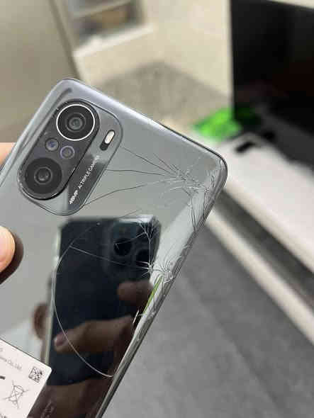 بوكو للبيع التفاصيل كلها بلصور موضحه 
الكسر بلضهر
والاسم و كيكه كله بلصور 
سعر 200 
للاستفسار الاتصال ***********
