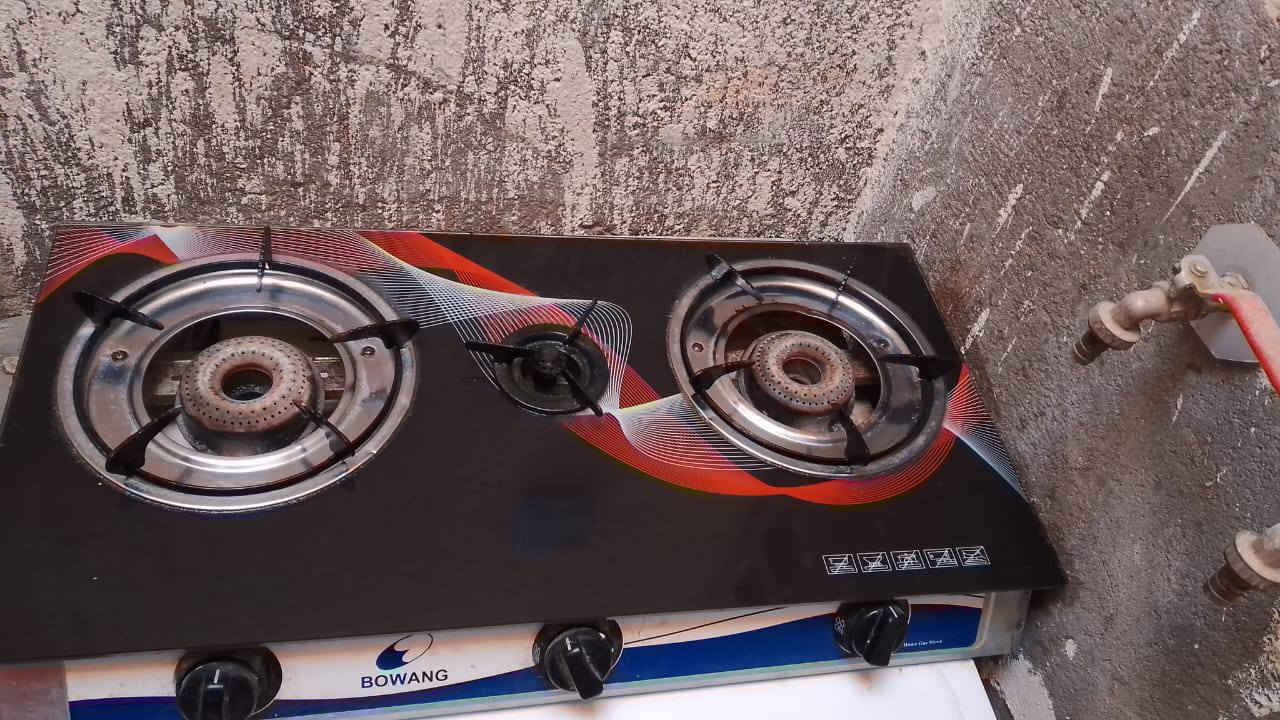 غراض للبيع
غساله وطباخ ابو الفرن
وطباخ زغير
كلهن شغالات
قفلهن 100  الشراي يتصل
***********
مكاني بالناصريه
