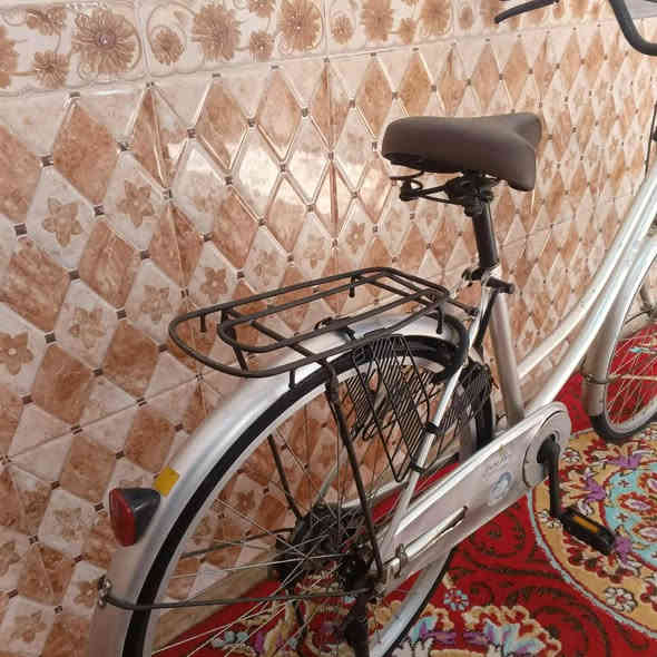 بايسكل 26 ياباني حاويه نظيف السعر 75 وبيه مجال ناصريه المنصوريه ***********
