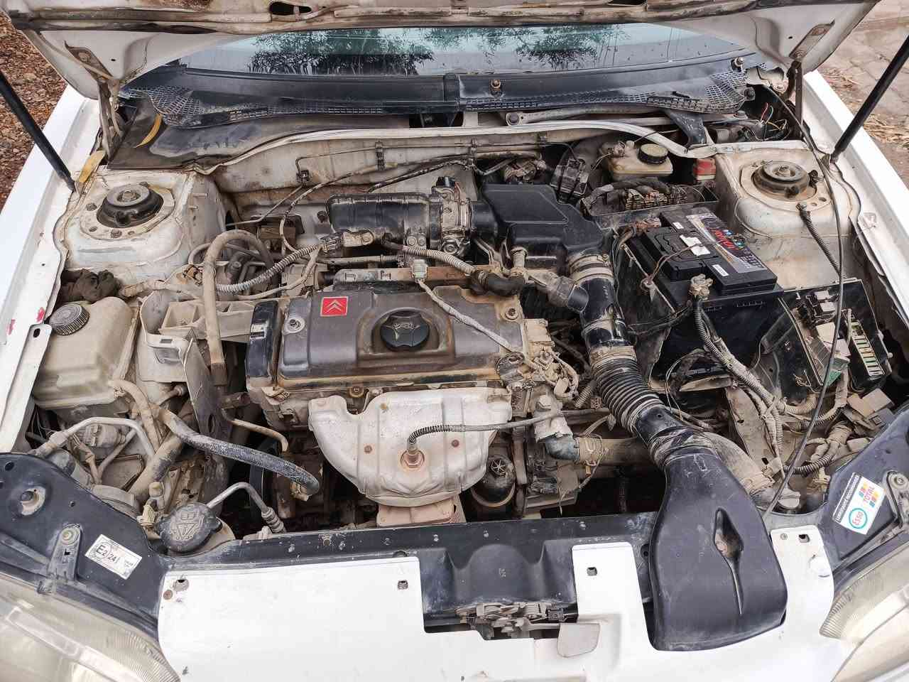 السلام عليكم بيجو 306 للبيع موديل 2001  حره لون ابيض رقم بغداد  صدامي 
سياره حره مو مطلوبه الشرعي مالها ساكن كركوك وكاله عامه بيها بأسم واحد شمري من تكريت واني عندي منه 
السنويه ساقطه 
محرك و كير شرط صدر معمر جديد مضبوط تخم تاير جديد باتري جديد سياره ترايها وين ما تريد 
يعني على وضعيتها ماتصرف عليها كلشي (يرهم مراوس حسب القناعه) السعر 29وبيها مجال قليل


**إذا كنت صاحب هذا الإعلان وتريد حذفه لأي سبب، رجاءا أرسل رسالة إلى الدعم الفني**