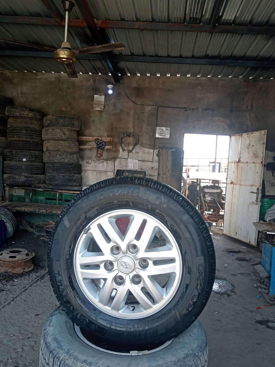 سلام عليكم ورحمة الله وبركاته
تخم ويل ستاركس هوا وتايره الكوري  أصلي
السعر والاستفسار أنتصل ***********
