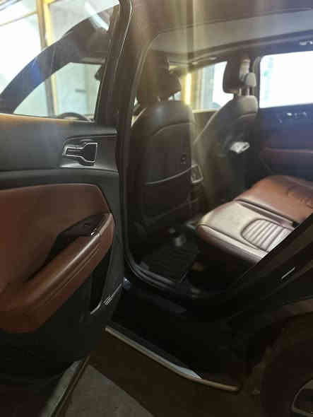 السلام عليكم 
سبورتج لارج برستيج 

فوول موصفات

موديل 2023  

ماشيه 53 الف كيلو

حادث جاملغ وبدين 

عليها صيانه كامله مابيها اي نقص 

العنوان بغداد الدوره  مكلف بلنشر رقم صاحب السياره 
السعر 200 

***********
