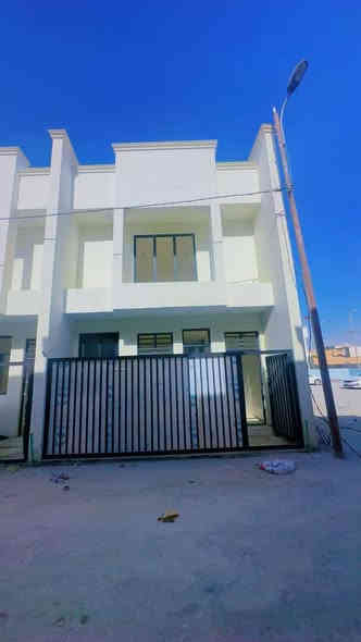 السلام عليكم يتوفر لديناا مشتملات سكنيه زراعي سند ٢٥
مجمع الدور البيضاء السكني  بمختلف المساحات 
٦٠ متر بسعر🌴 ١٠٥ 
٩٠ متر  بسعر 🌴١٣٥ 
١١٥ متر  بسعر 🌴١٥٥
١٣٥ متر  بسعر 🌴١٦٥ 
الكل يحتوي عل ٣ 🏠🏠🏠غرف نوم وطابقين وبناء درجه اولى كامل 
من ماء كهرباء مجاري تبليط جاهزات 
(موقع مقابيل حي الاعلام مجاوي منطقه الري والدوانم 🏘️❤️للاستفسار 
***********☎️
