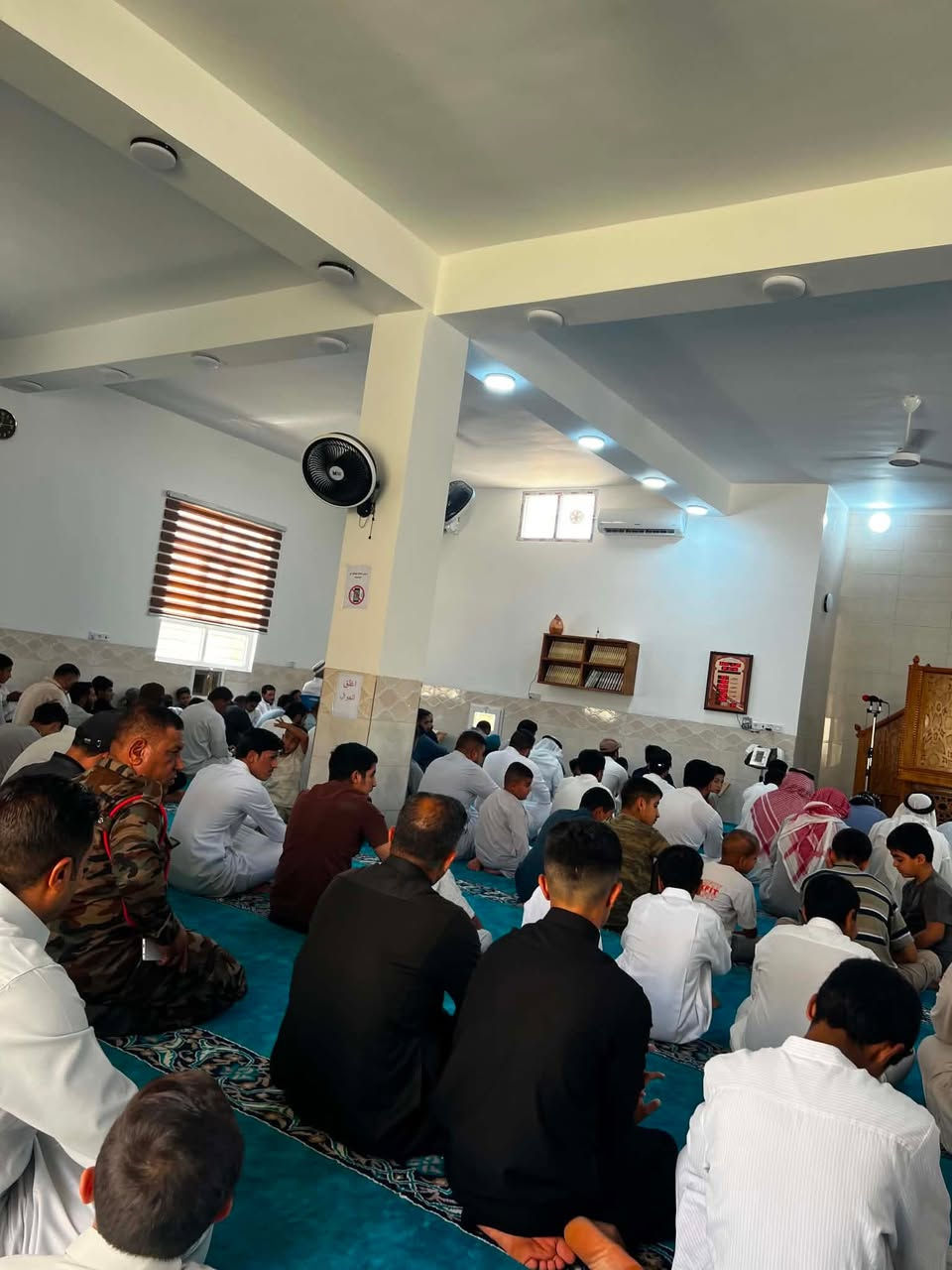 السلام عليكم ورحمة الله وبركاته،
بحاجه توفير سِبالت (أجهزة تكييف) للمسجد هو من الصدقات الجارية العظيمة، خاصة في الأجواء الحارة، لما فيه من تيسير وتبريد على المصلين
 (وَمَا تُقَدِّمُوا لِأَنْفُسِكُمْ مِنْ خَيْرٍ تَجِدُوهُ عِنْدَ اللَّهِ هُوَ خَيْرًا وَأَعْظَمَ أَجْرًا) نود إحاطتكم علماً بأن [اسم الجامع قباء ] في [قريه  المالحه ] بحاجة إلى دعمكم وتبرعكم لتوفير أجهزة تكييف (سبالت) لتخفيف حرارة الصيف عن المصلين وتوفير أجواء إيمانية مريحة لهم أثناء أداء الصلوات والخطب. العدد المطلوب: [عدد السبالت المطلوبة، مثلاً: 4 سبالت] قال رسول الله ﷺ: (من بنى مسجداً يبتغي به وجه الله، بنى الله له مثله في الجنة)، وتأثيث المسجد وتوفير الراحة لعمّاره هو من تعظيم شعائر الله ومن الصدقات الجارية التي لا ينقطع أجرها. 

للتبرع أو الاستفسار، يرجى التواصل مع إدارة الجامع:

رقم الهاتف :*********** 

رقم الهاتف :*********** 

موقع لجامع: [قريه المالحه)

جعلها الله في ميزان حسناتكم، وتقبل منكم ومنا صالح الأعمال.
