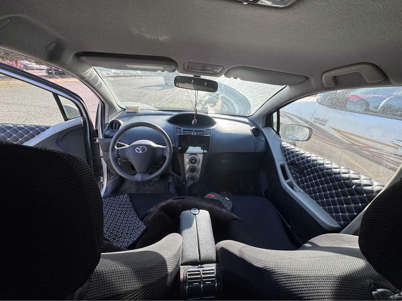 يارس 2008صبغ عام جماليه فقط للاستفسار *********** اراوس كيا سيراتو 
يارس 2008 سبوخ عامه لسه ساغي بي ليدران بو زانياري زياتر *********** أربيل, العراق
