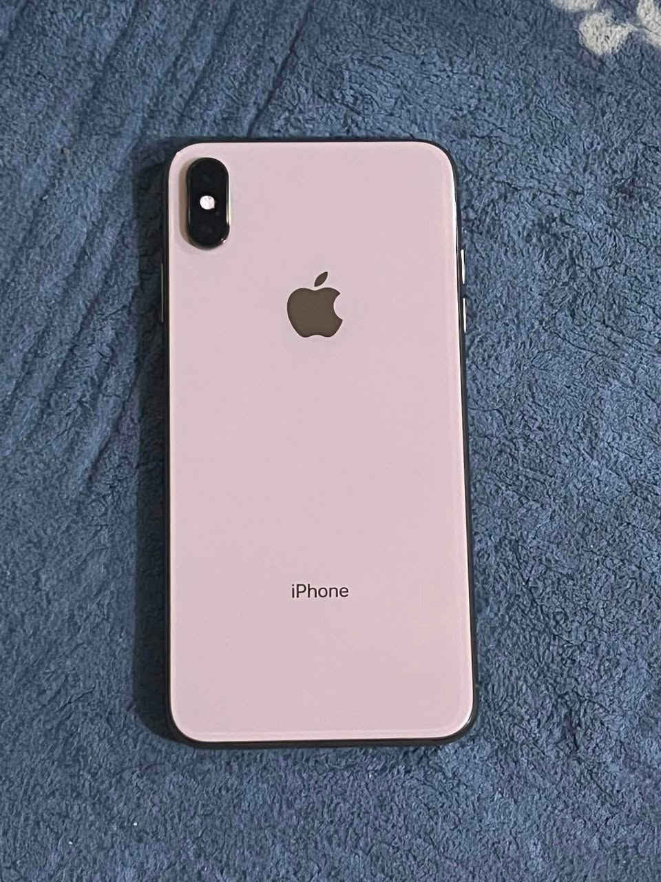 السلام عليكم 
ايفون   Xs max جهاز نضيف ومامفتوح كله شغال مابي اي شيء  المكان كوفه 
***********
