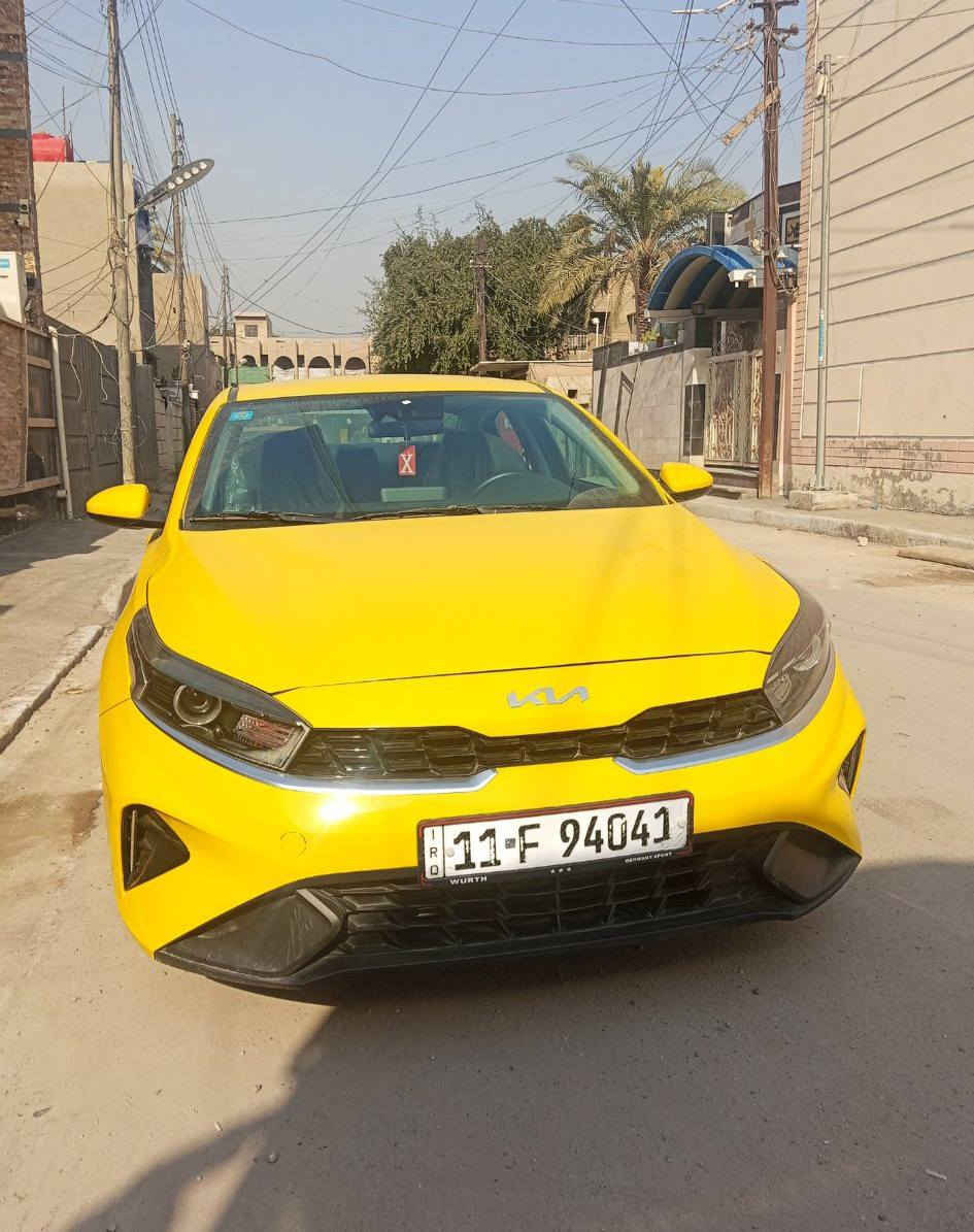 سلام عليكم للبيع فورتي موديل 24 دخول جديد بسمي وارد امريكي حادثه بنيد امبدل وجاملخ مصلح نفسه ايرباك استيرن فقط سياره جاهزه بسمي مكاني بغداد سعر 140وبيه مجال ***********
