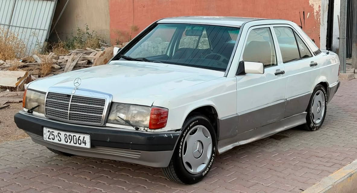 مارسدس طيارين حجم 190 رقم كركوك نكليزي سنويه لحد 2031 شرط التحويل دفتر بانزين بيها كير ومحرك ونجي ثنين ونص 2500تبريد ثلججج تخم تاير جديددد صدر جديد سياره جاهزززه كير محرك صدر كهربائيات كله شرط سعر ٣٦ وبيها مجال بسيط العنوان كركوك رقم الهاتف ***********
