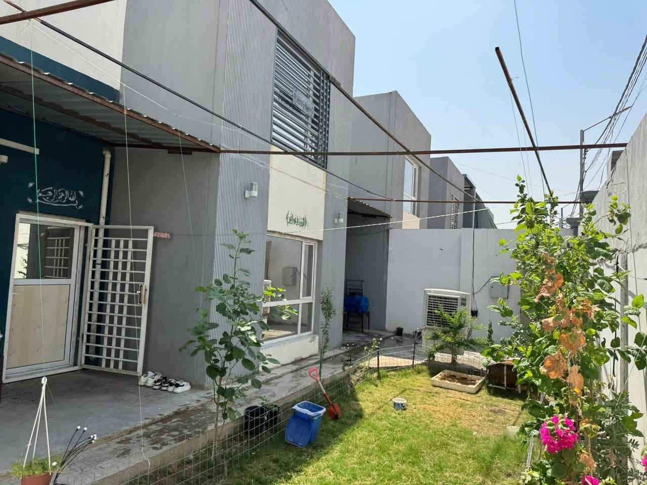 دارين طبك في مجمع قرية الغدير الثانية السكني
في محافظة النجف الأشرف 📍
في العراق 🇮🇶

مقدمة + 50 قرض عقاري 
الاقساط الشهرية 285 الف دينار عراقي 

مساحة 150م طابقين غرفتين نوم

موقع مميز للسكن 

🔵🔵 للسعر اكتب / تم / تجيك تفاصيل كاملة 🔵🔵

تواصل مع موضفين المكتب التسويقي لعقارات سيد سامي 
 *********** / ***********

موقعنا 📍في مدخل مجمع قرية الغدير الثانية ركن مول هافانا ماركت
