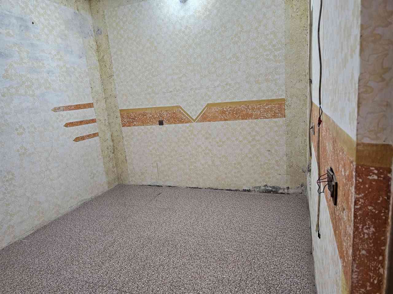 السلام عليكم
بيت ١٠٠ متر 
بالموظفين ( خلف الشيشان )
طابو 
مسلح 
المنطقة خدمات كامله 
السعر ٧٥ وبي مجال 
للاستفسار ***********
