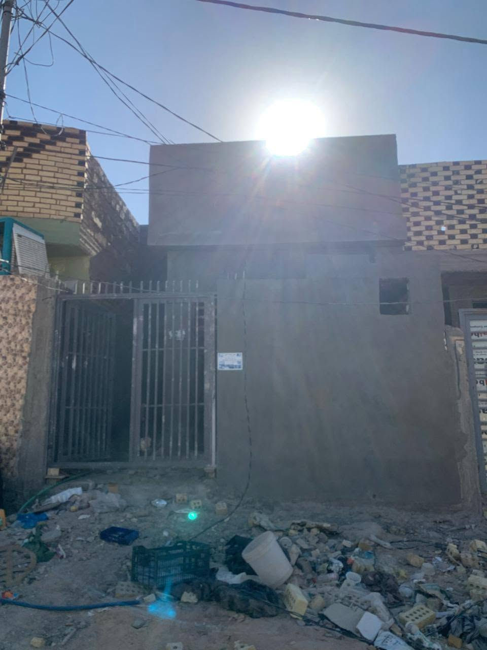 عقار للبيع رقم العقار 52073
100 متر 5×20 
النجف حي النداء شارع مجمع بيتي ، شارع عشرة ، طابو صرف 
السعر 68  مليون باسمنه مباشر مو وكالة 
***********
