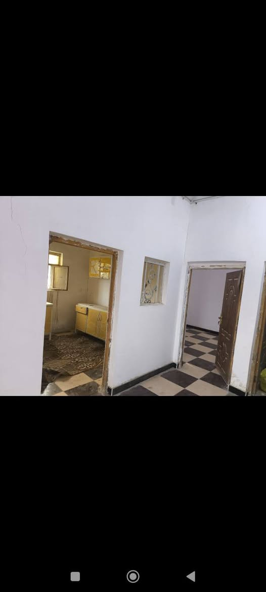للبيع
بيت طابو صرف في الاسكان الصناعي حي الاسره مساحه ٩٩ متر ركن وجهين يقع على شارع ٣٠ متر و ١٠ متر بناء البيت بلوك يحتوي على غرفتين وصاله ومطبخ وصحيات بناء متوسط توجد كافه الخدمات من كهرباء  ومجاري

 السعر  ٥٥  مليون

***********

