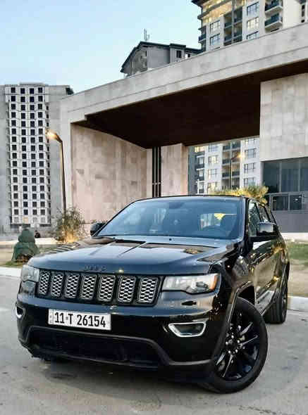 جيب 2018 بلاك توب  

ضررها بنيد وجاملغ بدون شواصي فقط و الباقي مكفول

رقم بغداد الجديد / سنويه و هزه وارقام جدد

المواصفات فول عدى الفتحة بس

- مكينة 3,600 / ٦ سلندر

- صندوق كهرباء

- كشنات جلد  

- كشنات تحكم كهرباء 

- كشنات تدفئه + تبريد

- كشنات خزن Memory

- ستيرن تدفئه

- شاشة CarPlay اصليه 

- كاميرا خلفية دوارة

- بصمة تشغيل / بصمة ابواب

- حساسات خلفية 

- حساسات جانبيه نقطه عمياء 

- ويل حجم 20 بلاك اصلي  

جاهزه بدون نقص

صدرها لوك ترايها يخبل و تخم تاير جدد

السعر 188 ورقه بيها مجال بسيط

عنواني بغداد حي الجهاد 

*********** بغداد
