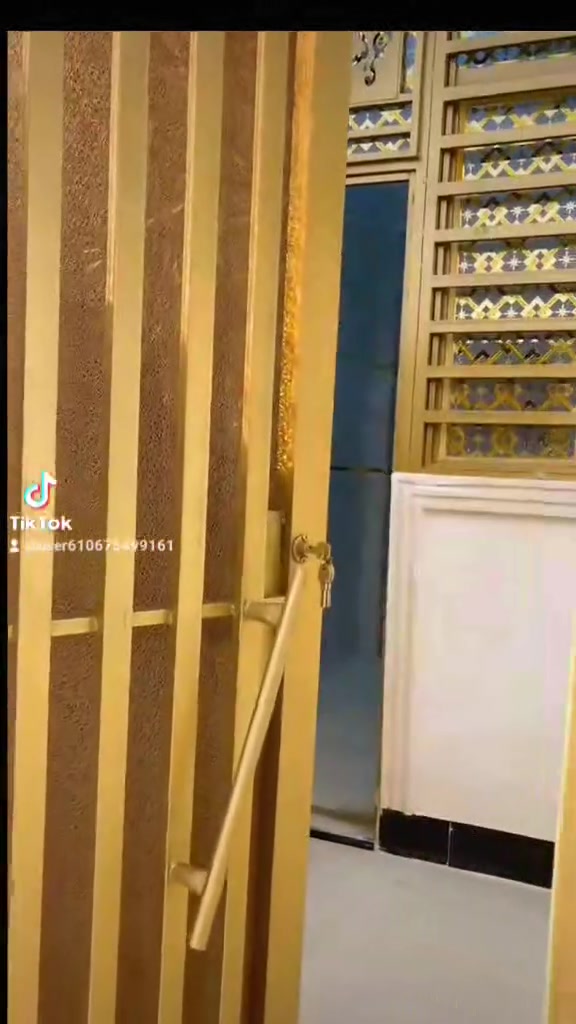 بيت البيع مساحته 100 مربع سيد جميل سعره 45 الا تصال ***********
