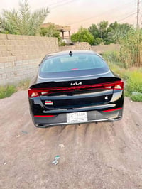 كيا كي فايف للبيع موديل 22سياره محتاجه كير ومحرك سياره معوقين باقيله س...