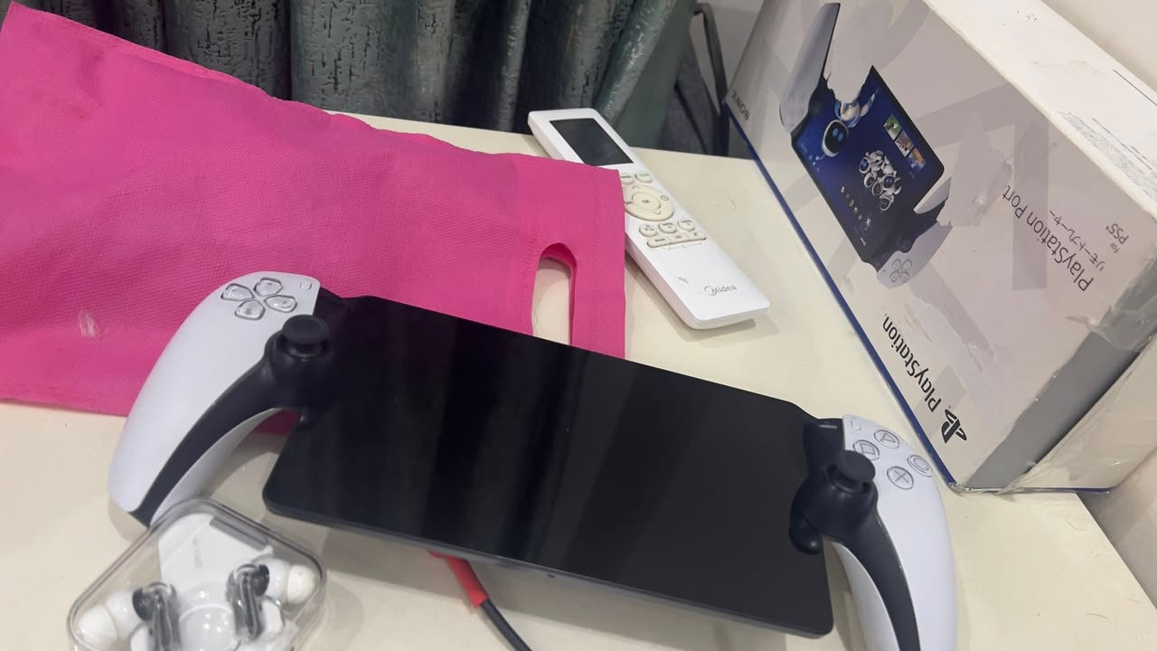 جهاز بورتال مع حساب شهر بريمير اعله فئة تلعب كبل مفول العاب للبيع بسعر 350 الف  بغداد بيع او مراوس المنصور
***********
كل الالعاب اللي بحساب لبريميرم تلعبها كبل بدون بلي 5
