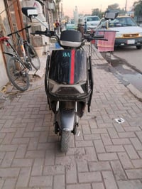 دراجة شحن • شاشة عطلانة • شرطة رابعة