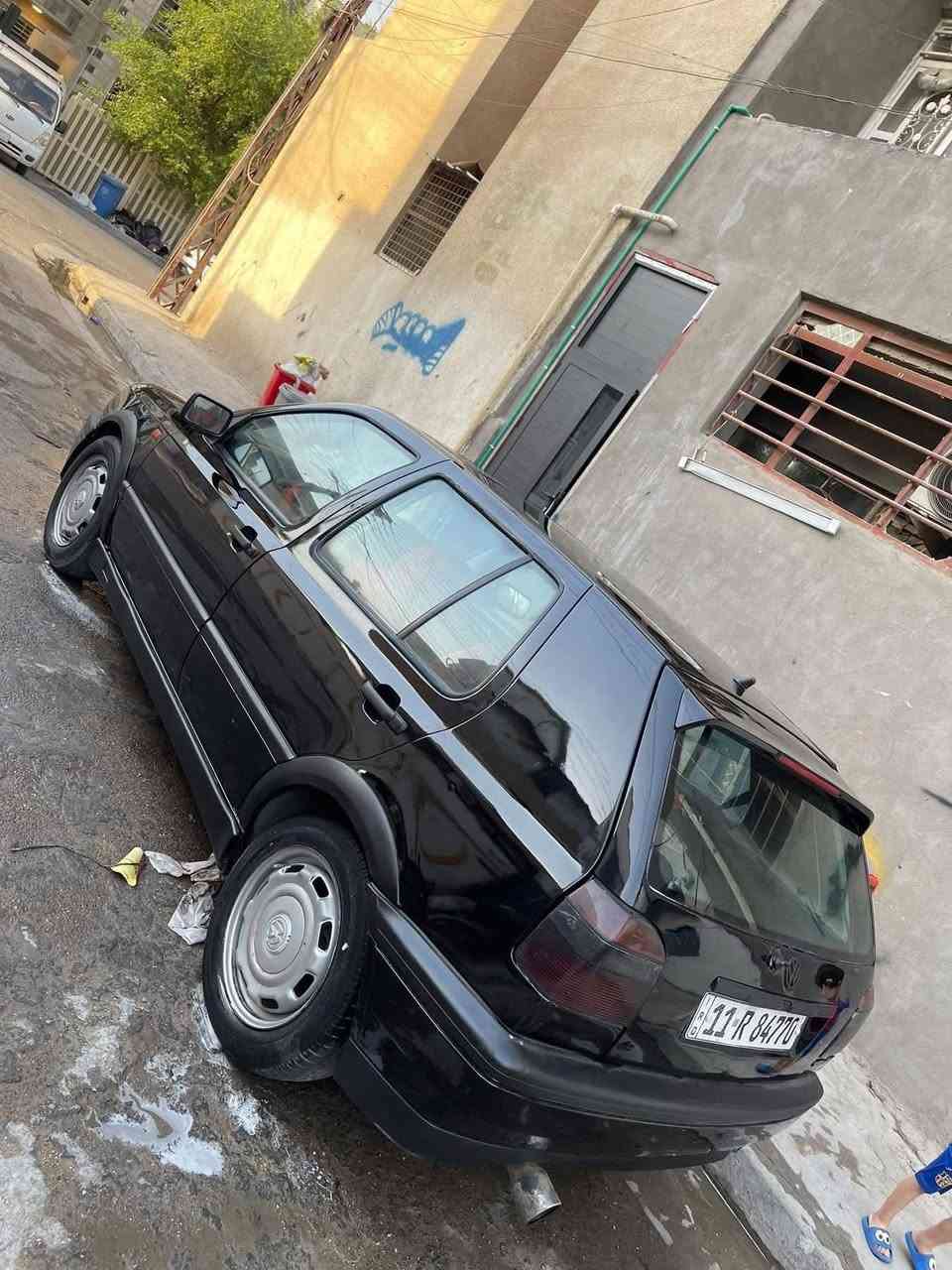 سلام عليكم شباب كولف 1994 للبيع محرك 1800 جديد
كير اوتو جديد
تخم تاير جديد 
صدر امام خلفي جديد 
الرقم انكليزي 
السيارة بدون حادث
السيارة الجديدة خير من الله 
نواقصدة داخل الغرفة شي بسيط 
***********
السعر ( 48 )
