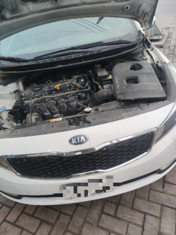 مجموعة من الفورتي والسيراتو
خربطة في المحرك مع سحب ضعيف تم الفحص والبرمجة واصبحت تمام
#مصطفى_فحص_وبرمجة
#ورشة_المهندس_مصطفى_لصيانة_السيارات
- بلكات - نوزلات - مجاول - فيتبم - فلتر بنزين 
- فحص وبرمجة وصيانة السيارات بالكمبيوتر
- تبديل زيت المحرك مع الفلاتر
- تبديل هيدروليك كير وتورباين بالجهاز 
المشتل - الشارع العام - قبل تقاطع الاجراس


**إذا كنت صاحب هذا الإعلان وتريد حذفه لأي سبب، رجاءا أرسل رسالة إلى الدعم الفني**