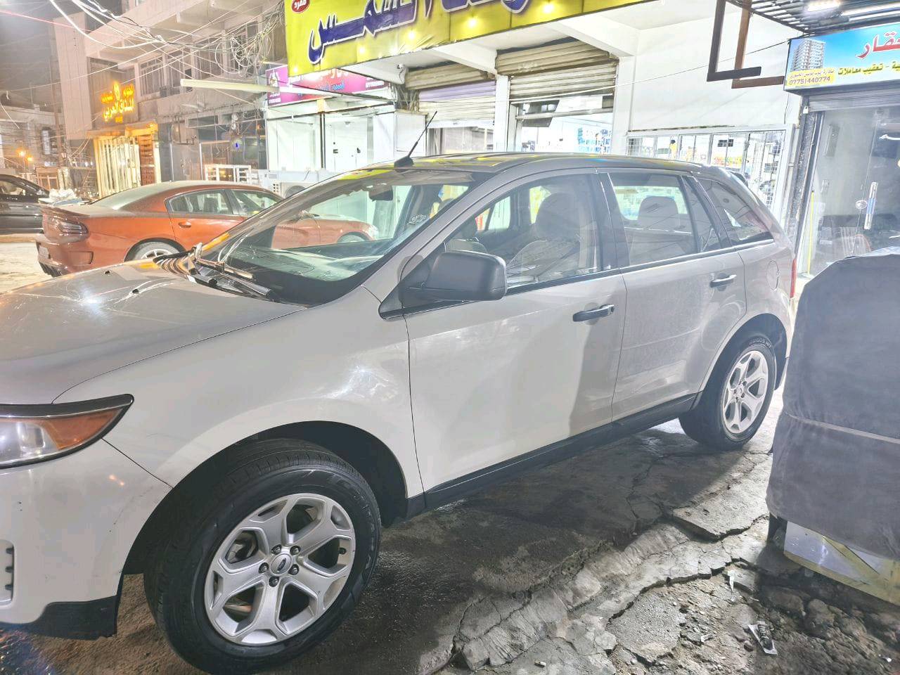 فورد ادج 2013 خليجي شركة نيڤا

صورها وصورة السونار داخل المنشور

محرك 3.5 v6 (تو ويل)

ماشية 189الف كيلو

رقم بغداد الجديد، سنوية بأسمي 

مكان السيارة بغداد الدورة