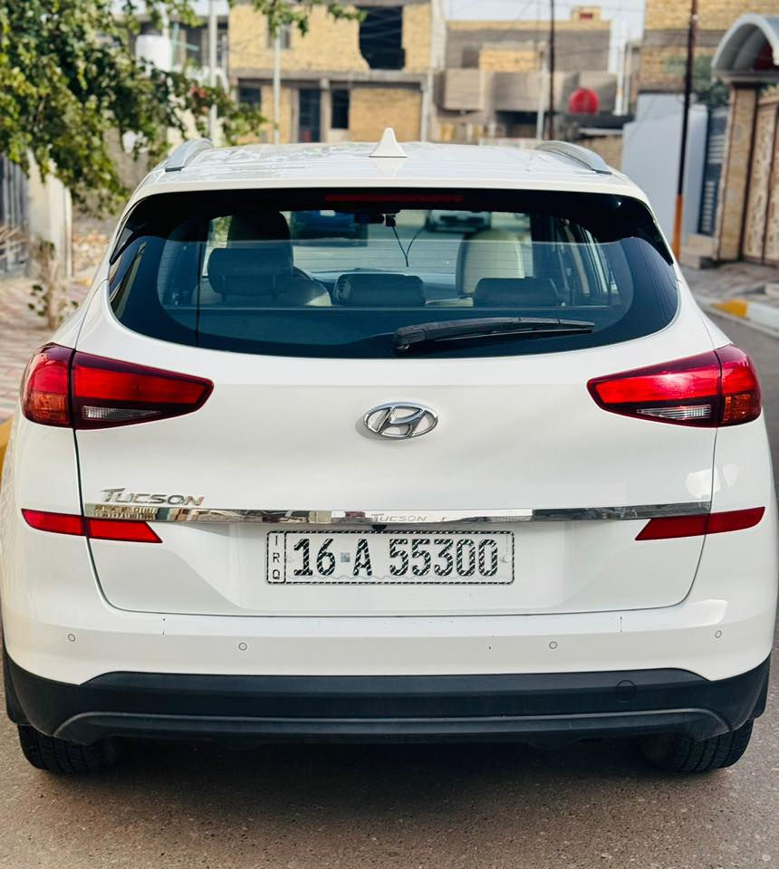 توسان 2020 خليجي حرة مكفول ( عدا شخطة دراجة في باب خلف السايق موضحة بالصور)
مكان السيارة السماوة/ الرميثة
كير ، محرك ، تبريد ✅ ماشية 138 الف
*مرقم قادسية (حرة)
*بصمة
*ثلاث وضعيات قيادة
*ترحيب ابواب
*كشنات جلد
*لايت اوتو خمس عدسات
*لايت دوار مع الاستيرن
*كشنات امامية كهربائي
*كير 6 نمر
*تبريد قطعتين
*ثلاجة بالجكمجة
*حساسات خلفية
*شاشة + كامرة خلفية
*دواخل صاجي
*مانع انزلاق ABS
*شاحن وايرلس
*تحكم ستيرن
*مري شفط + اشاير بالمري ‭

مكلف بالنشر للاستفسار
صاحب السيارة 👇🏻
0782 960 8979‬
