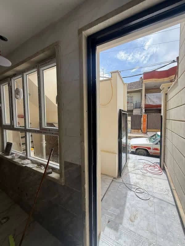 🔴 داران للبيع 🏘🔑🔑FOR SALE

🔴 فرصة استثمارية 

🔴الموقع👀حي البكر قرب شارع الكنيسة

🔴 ملك صرف طابو الزهور

🔴مساحة الدار ( 100 ) متر

🔴الواجهة (5) متر

🔴 طابقين بناء حديث معزول بالكامل 2026 

🔴الطابق الأول يتكون من غرفتين نوم وهول ومطبخ وصحيات.. 

🔴 الطابق الثاني يتكون من غرفتين نوم وهول وصحيات... 

🔴 الوارد الشهري مليون و 400 الف 

🔴للأستفسار عن عروضنا العقارية المتميزة وأسعارها ⤵️مراجعة

          🎖تاج الملوك للعقار🎖
     

🔴العراق↔️الموصل↔️ حي البكر سايدين كنيسة تايتنك مقابل البسة الأصدقاء أو ألتواصل معنآ ⤵️على الارقام
☎️(***********) ابو حسن
☎️(***********) ابو حسن
☎️(***********) ابو عماد 
☎️(***********) ابو عماد
