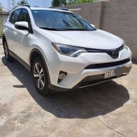 راف فور 2018 الفئة / XLE محرك 4 سلندر 2.5 الگير اوتو السيارة وارد امري...