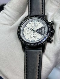 ساعة • شغالة • ضد الماء